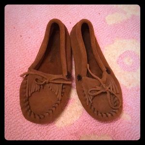 Girls Minnetonka Natural Suede Moccasins